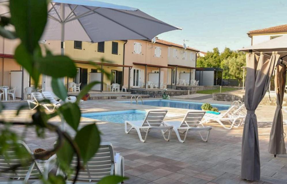 Dija Riva 2 Apartment Tar-Vabriga Luaran gambar
